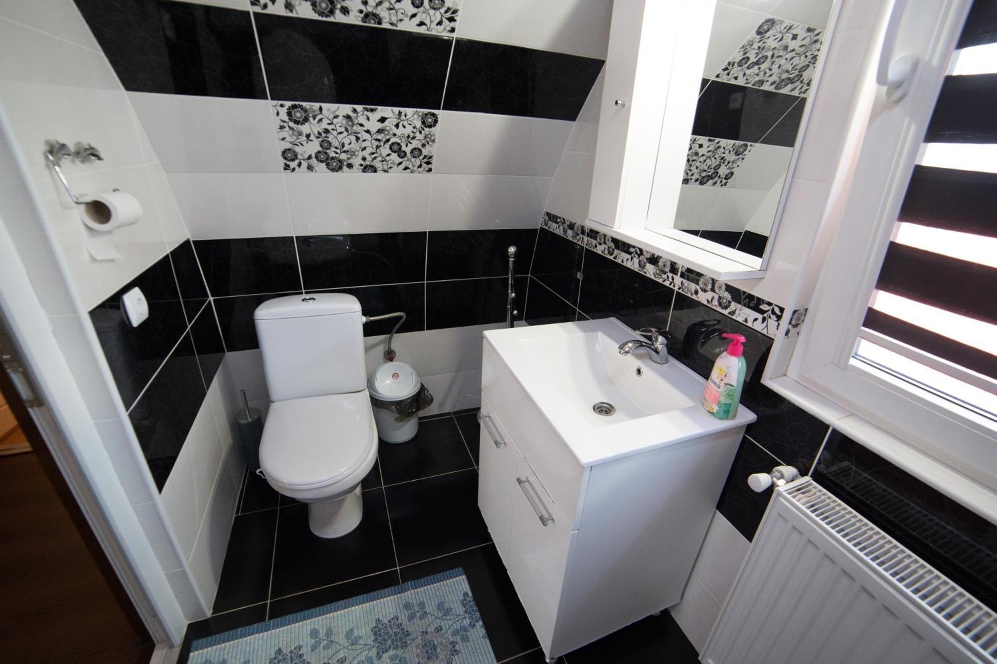 Vila Adr Petresti Bagian luar foto